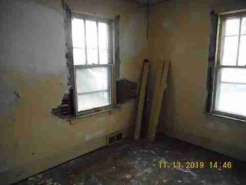 4380 Larchmont (43)_m.jpg